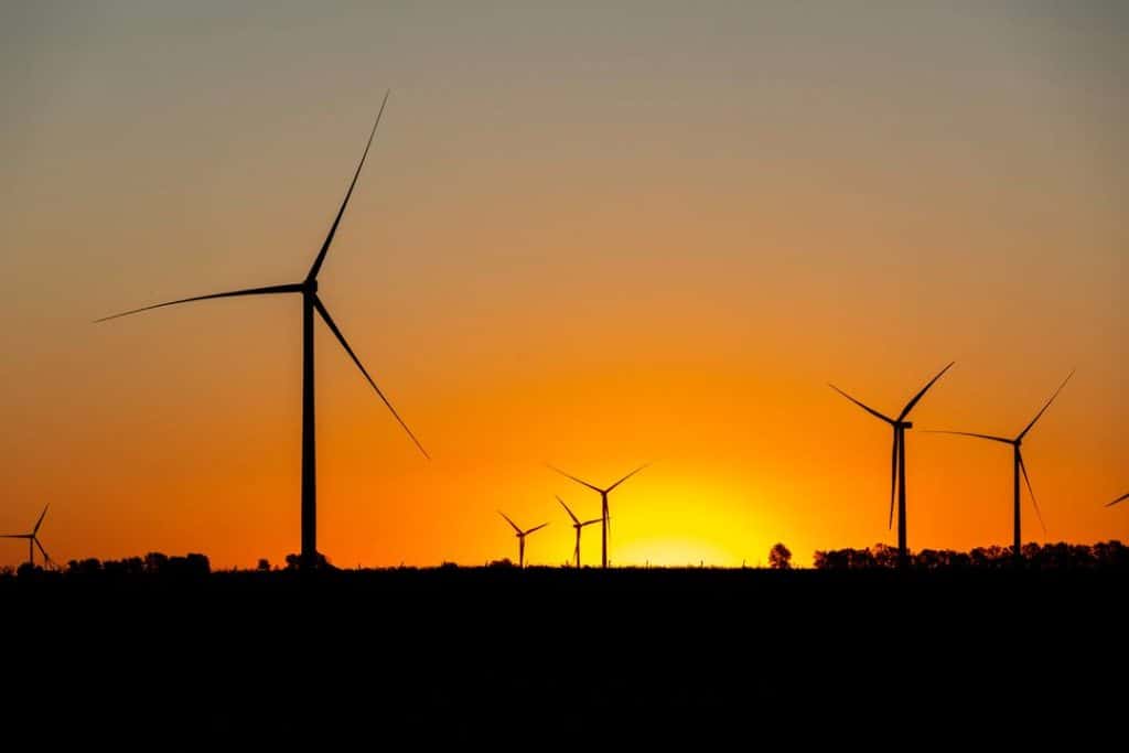 Wind Energy Construction - Leeward Renewable Energy’s Lone Tree Wind Farm