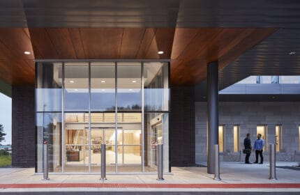 Advocate Medical Group - Des Plaines Outpatient Center - Entrance