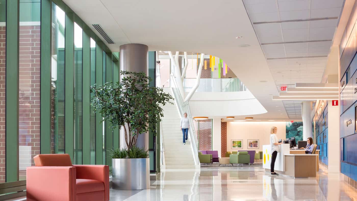 Akron Children's Hospital - Kay Jewelers Pavilion Hall and Stair