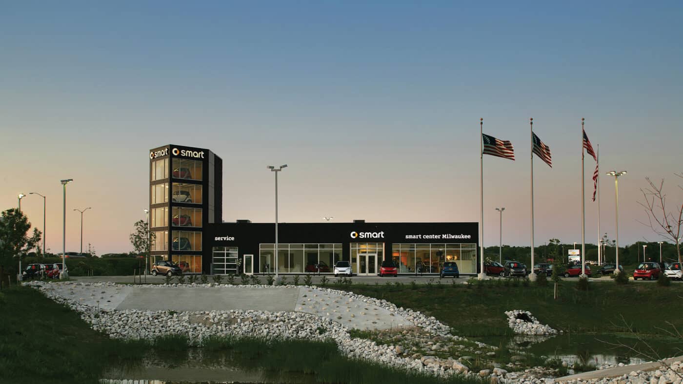 Bergstrom Automotive - Smart Car Dealership Exterior with Smart Car Tower