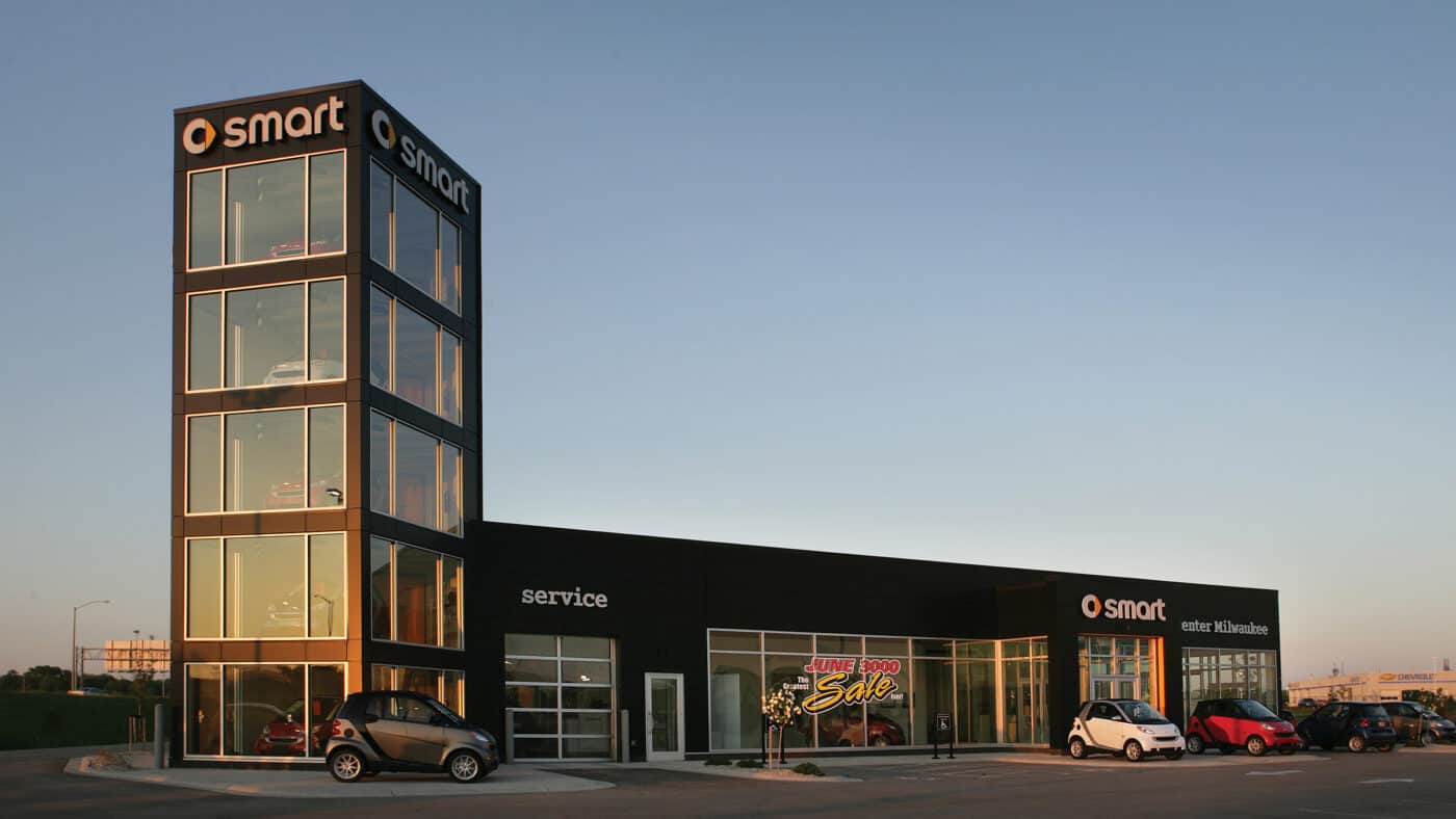 Bergstrom Automotive - Smart Car Dealership Exterior with Smart Car Tower