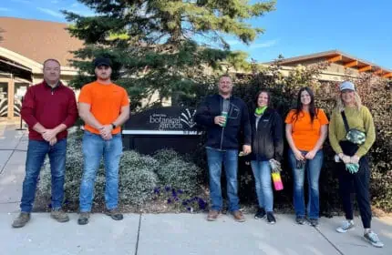 Boldt employees volunteer at Green Bay Botanical Garden