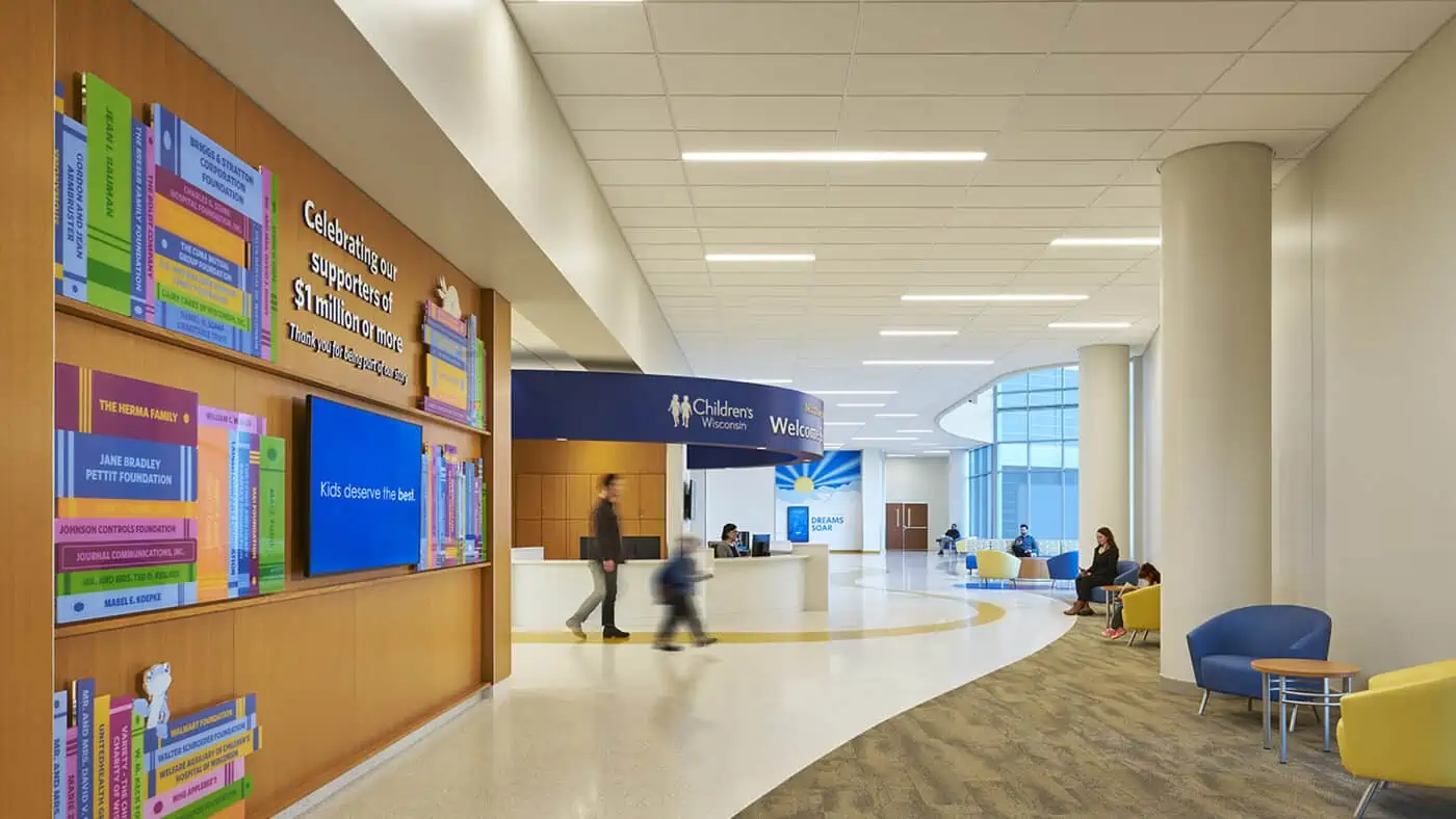 Children's Wisconsin - Craig Yabuki Tower Corridor and Seating