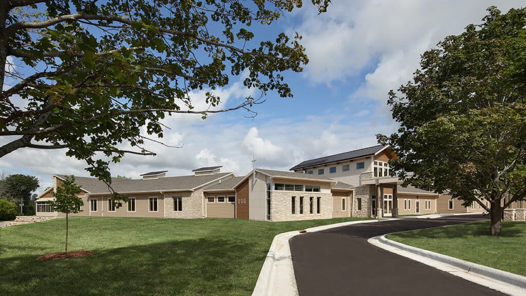 Door County Medical Center - Pete and Jelaine Horton Center Skilled Nursing Facility Exterior with Drive
