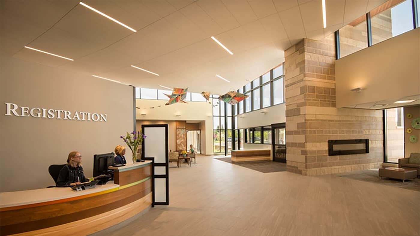 Essentia Health and Memorial Medical Center - Ashland Clinic and Cancer Center Registration and Lobby