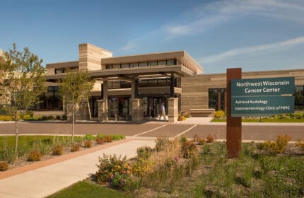 Essentia Health and Memorial Medical Center - Ashland Clinic and Cancer Center Exterior with Drive and Gardens