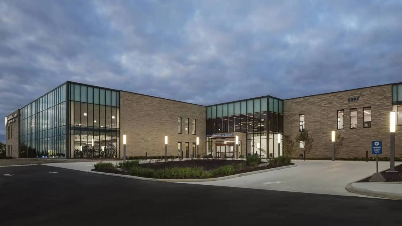 Fairfield Medical Center - River Valley Campus Building Exterior Lit at Night