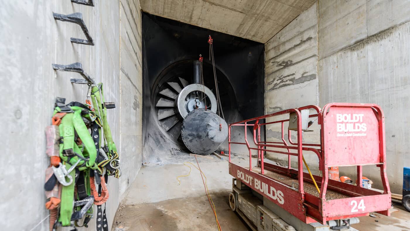 Kaukauna Utilities - Badger Hydro Plant Turbine Installation in Canal