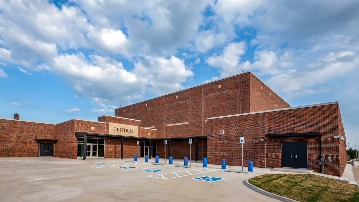 Moore Public Schools - Central Jr. High School Gymnasium Entrance and Parking