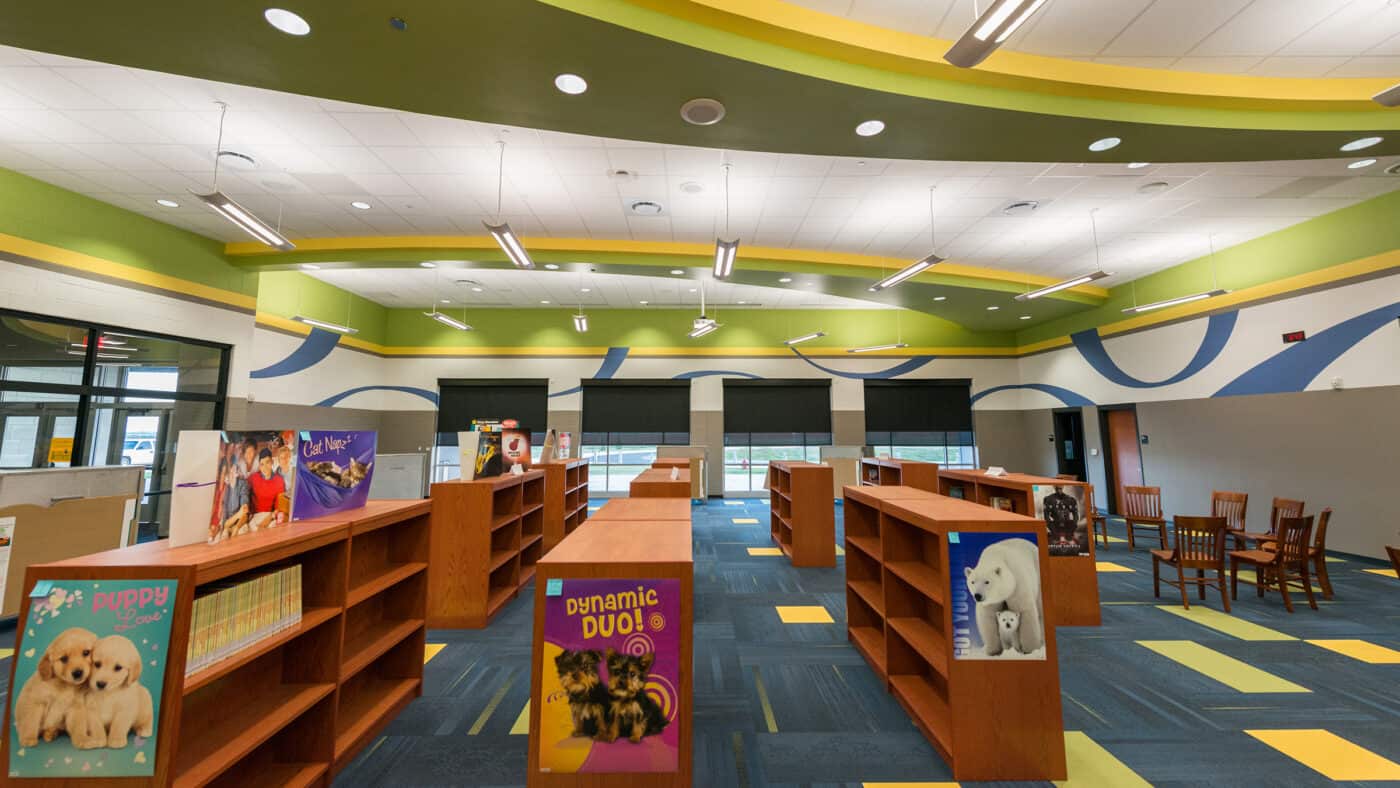 Piedmont Public Schools - Piedmont Intermediate Center Library