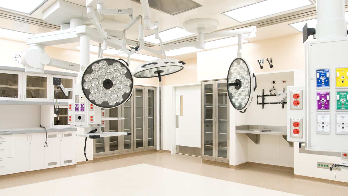 US Department of Veterans Affairs - Edward Hines Jr. VA Hospital Interior - Surgical Suite