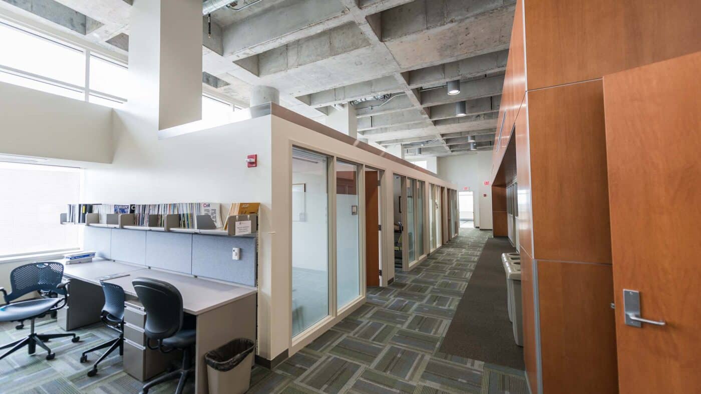 University of Wisconsin - Madison - Wisconsin Institutes for Medical Research - Interior View of Corridor to Offices, with Staff Desk in Foreground