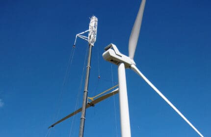 WE Energies - Wind Turbine Blade Erection