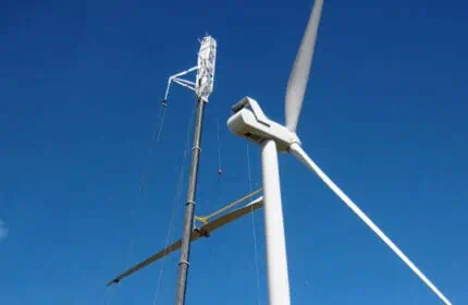 WE Energies - Wind Turbine Blade Erection