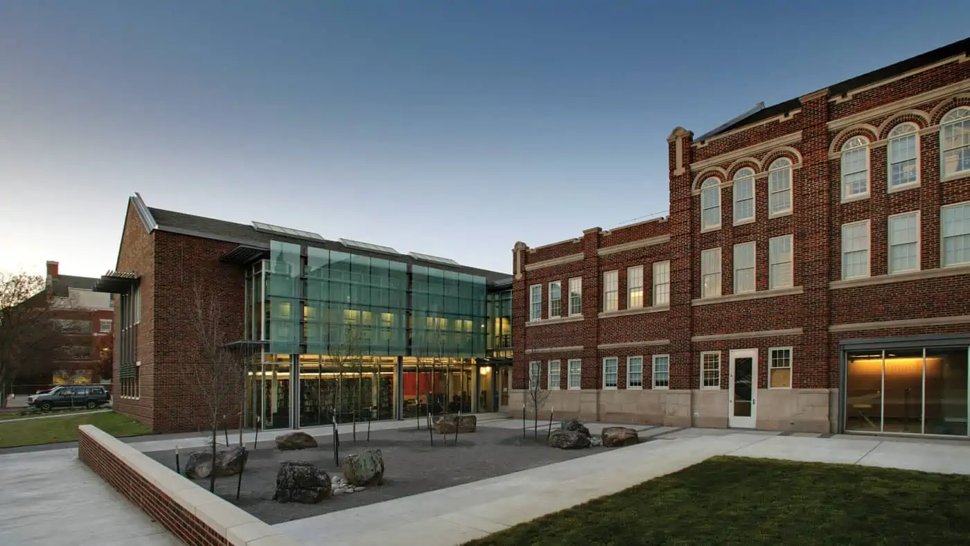 Oklahoma State University - Reynolds School of Architecture exterior