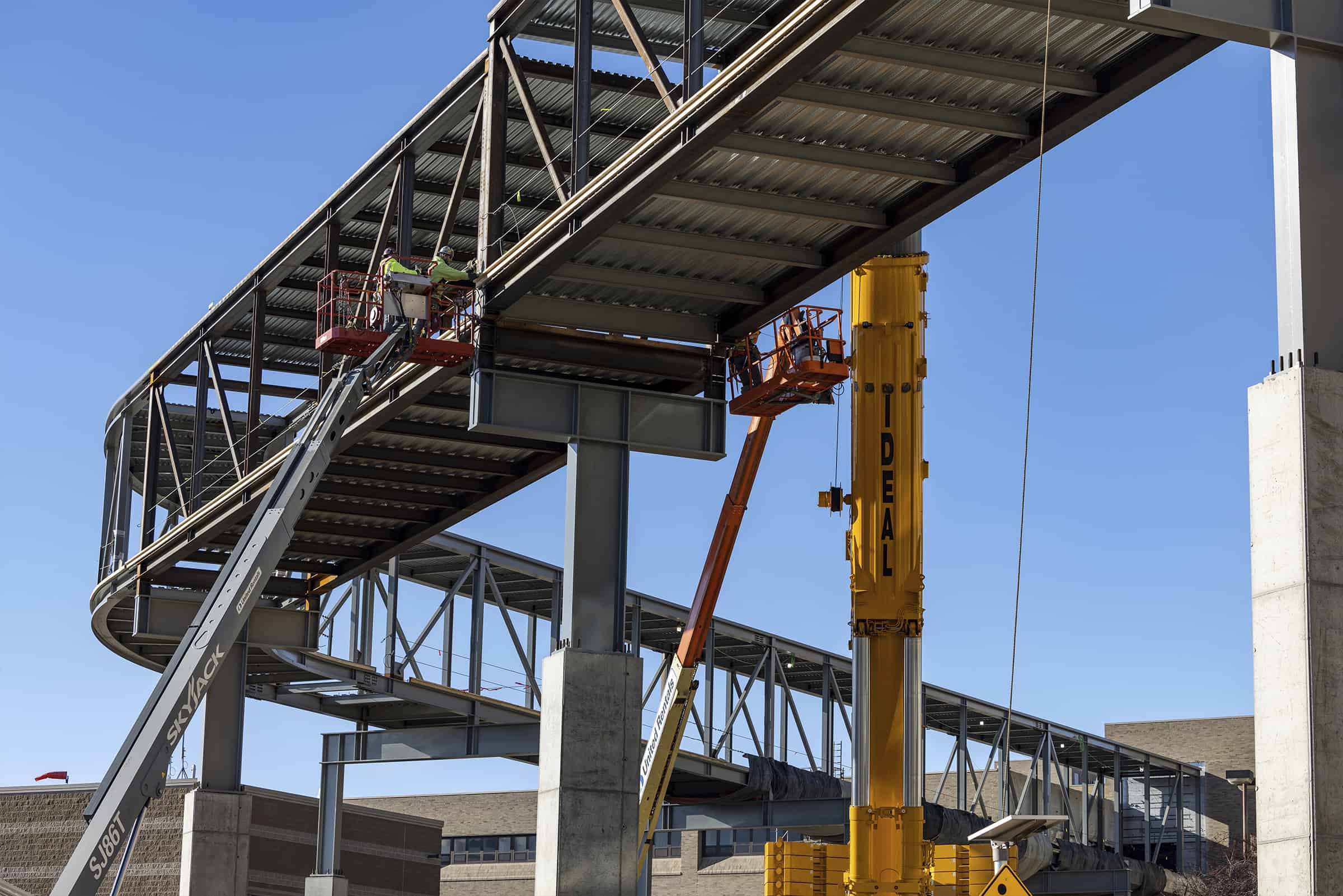 Marshfield Clinic Connector Bridge Construction