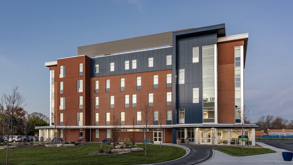 Aurora University – Don and Betty Tucker Hall – The Boldt Company